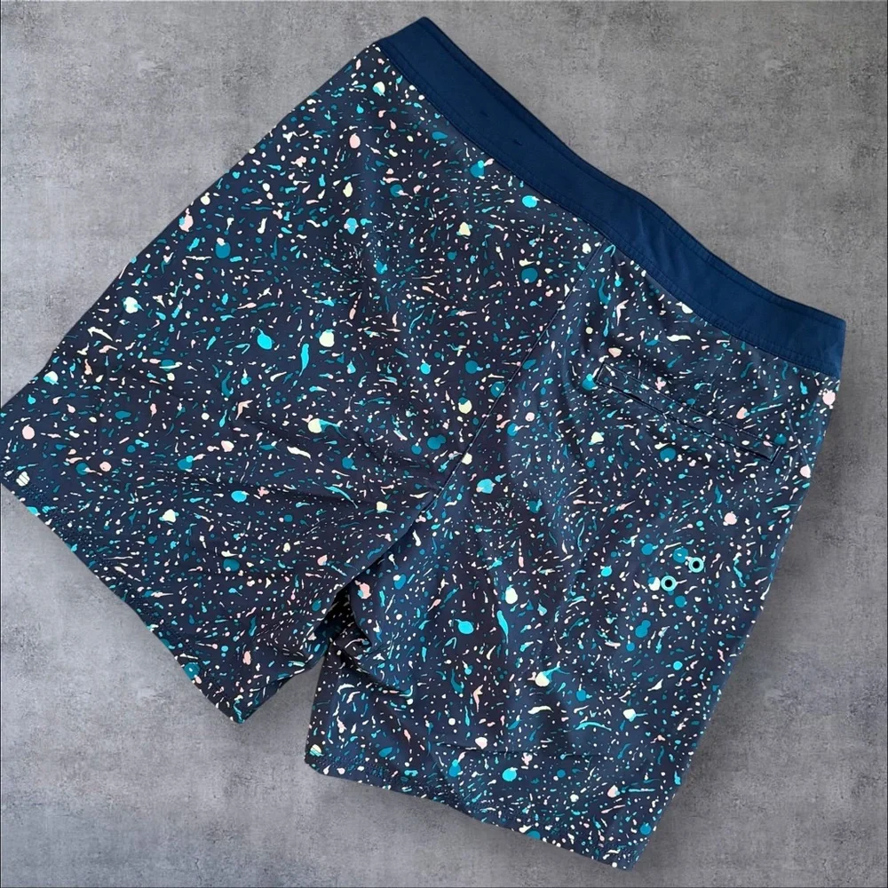 American Eagle‎ Outfitters Men's Patterned Swim Board Shorts Size Medium